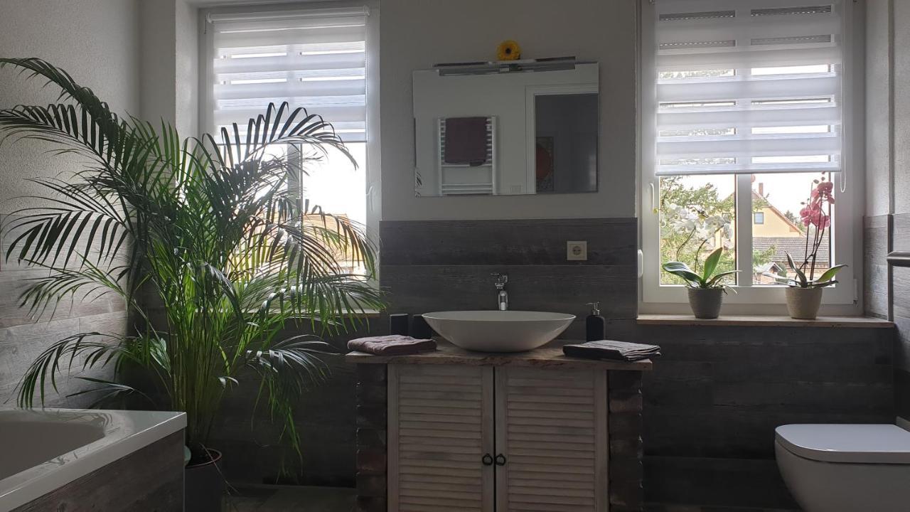 Seensucht & Urlaubstraeume, Ferienwohnung "Seerose" โกรสเรสเชน ภายนอก รูปภาพ