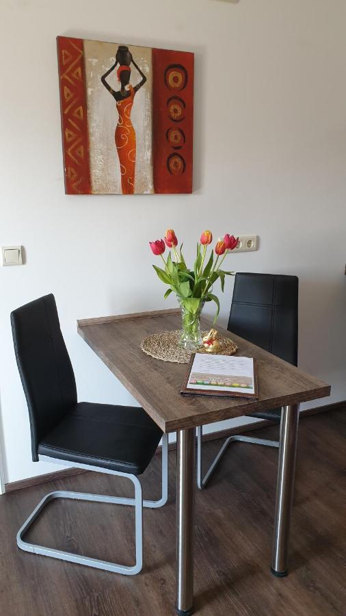 Seensucht & Urlaubstraeume, Ferienwohnung "Seerose" โกรสเรสเชน ภายนอก รูปภาพ